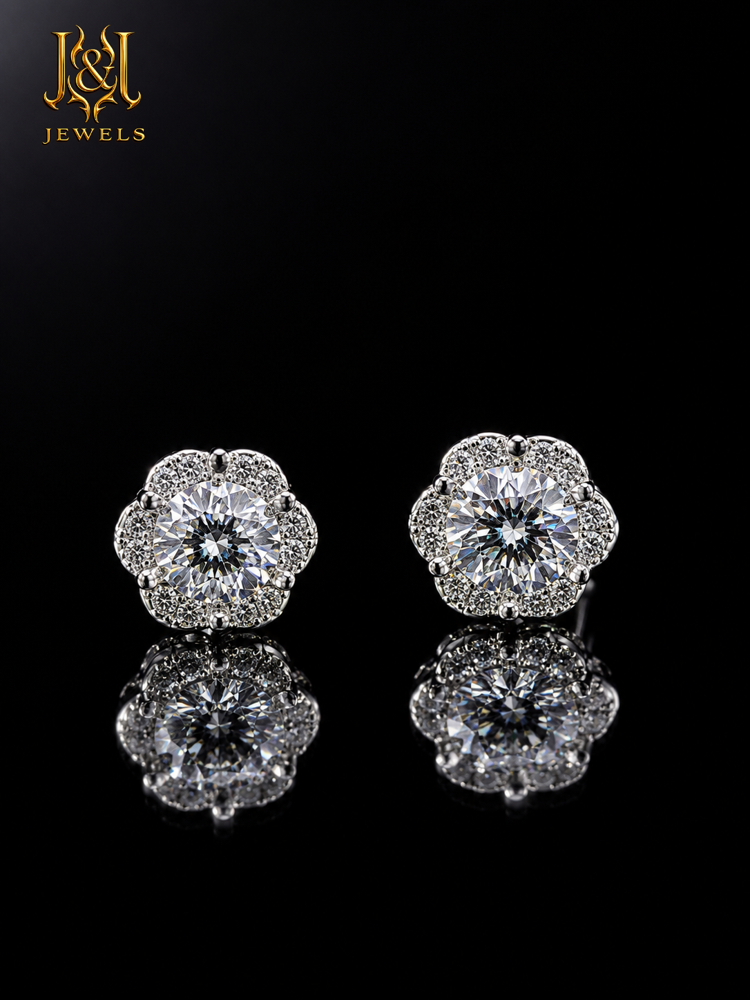 The Fleur Royale Moissanite Studs – 1CT