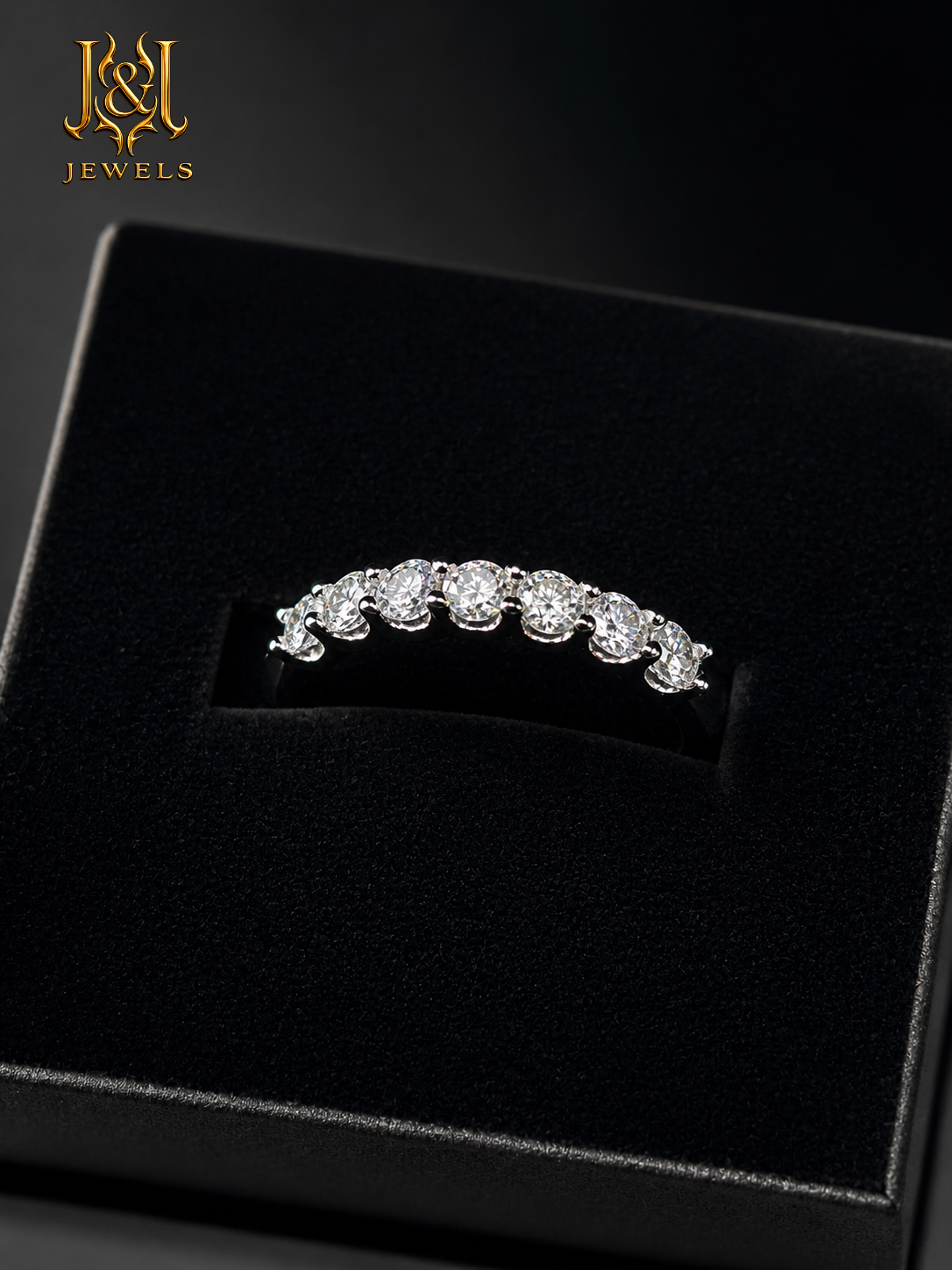Maison Élégance Moissanite Ring 3mm .6ct