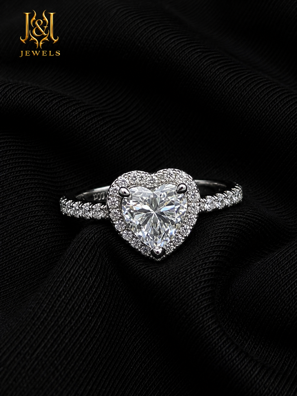 The Maison Cœur Lumière Ring – 1CT