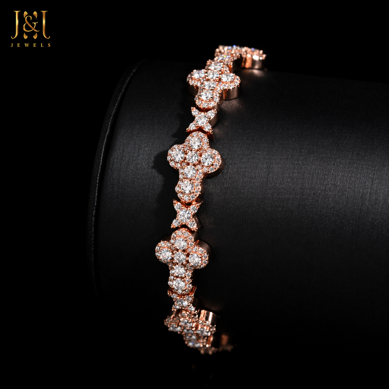 Éclat Clover Moissanite Bracelet