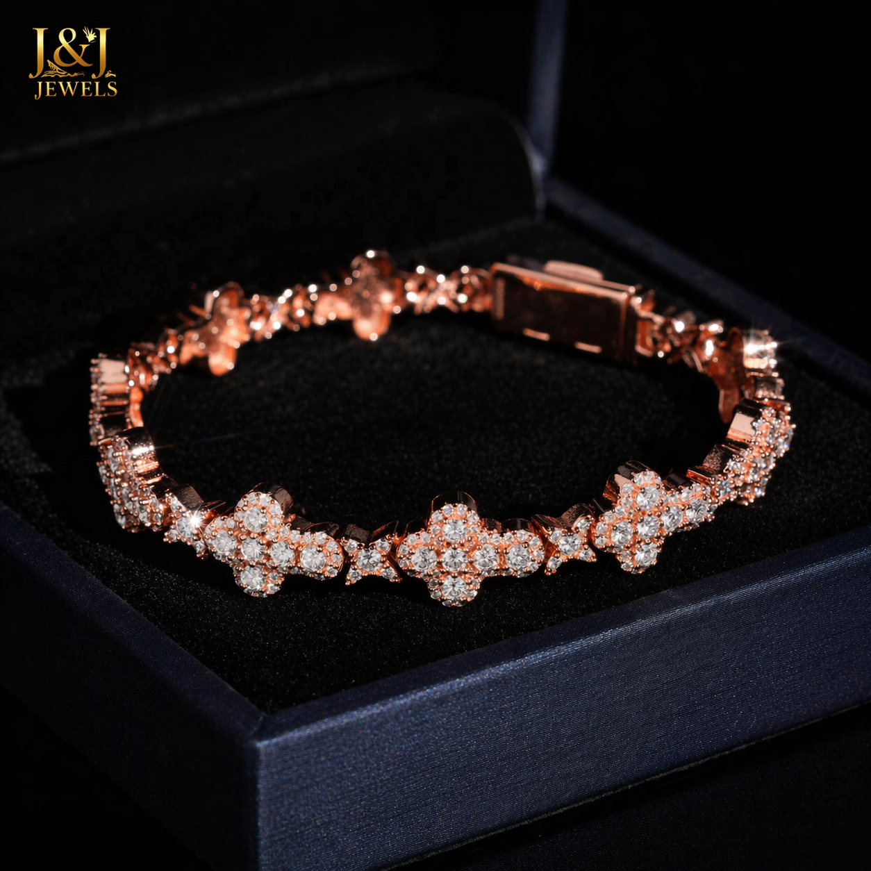Éclat Clover Moissanite Bracelet